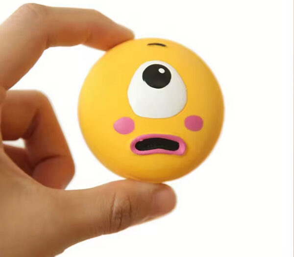 Dog Sounding Toy With Cute Big Eyeball Design,Pet Durable Latex Chew Interactive Training With Squeaky Dog Toy Ball - Image 4